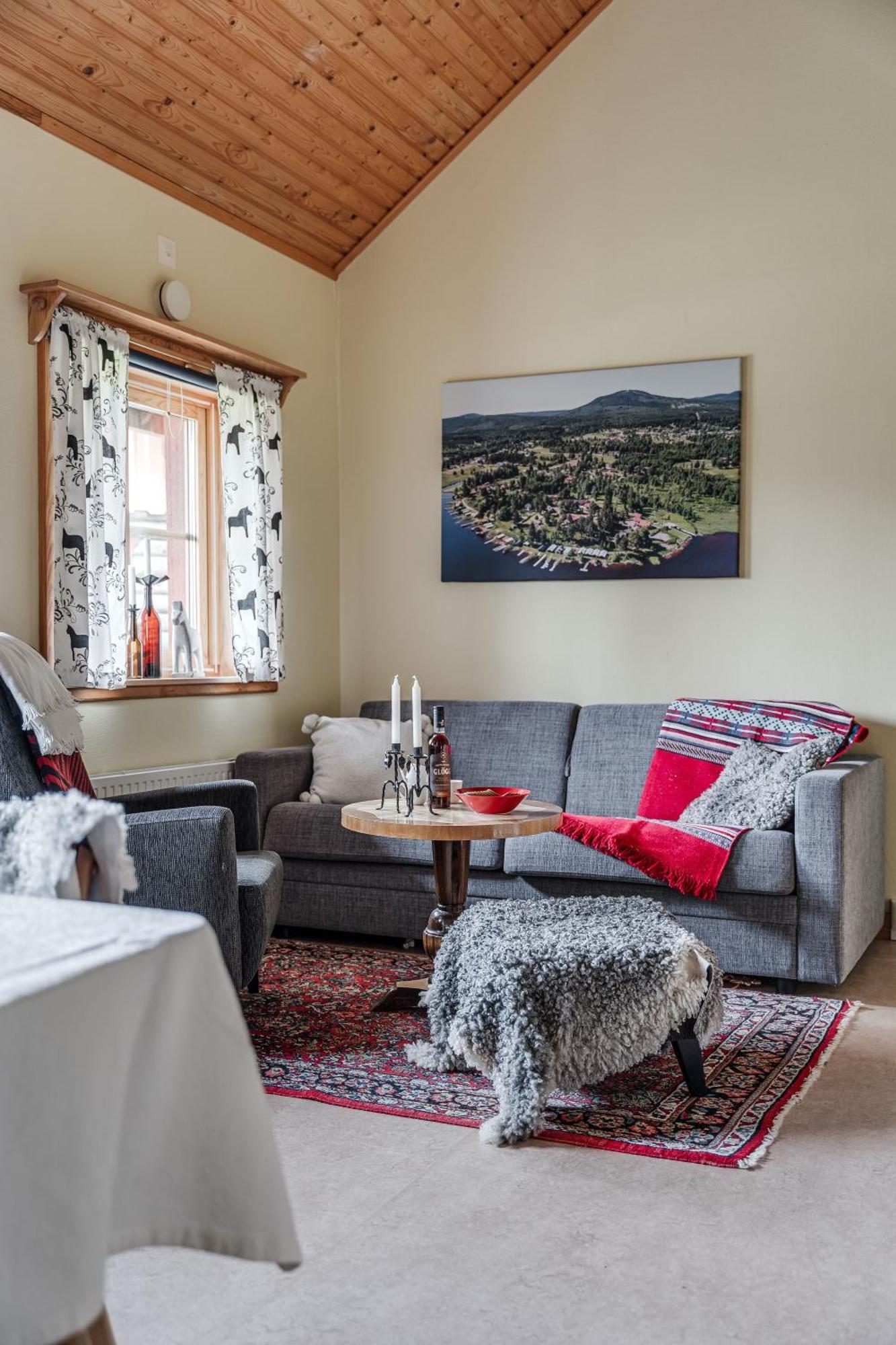 Villa Sagolandsbyn à Mora Extérieur photo