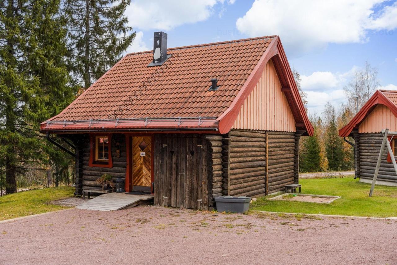 Villa Sagolandsbyn à Mora Extérieur photo