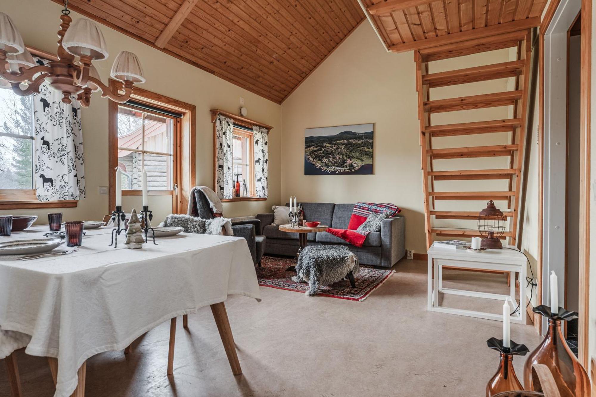 Villa Sagolandsbyn à Mora Extérieur photo