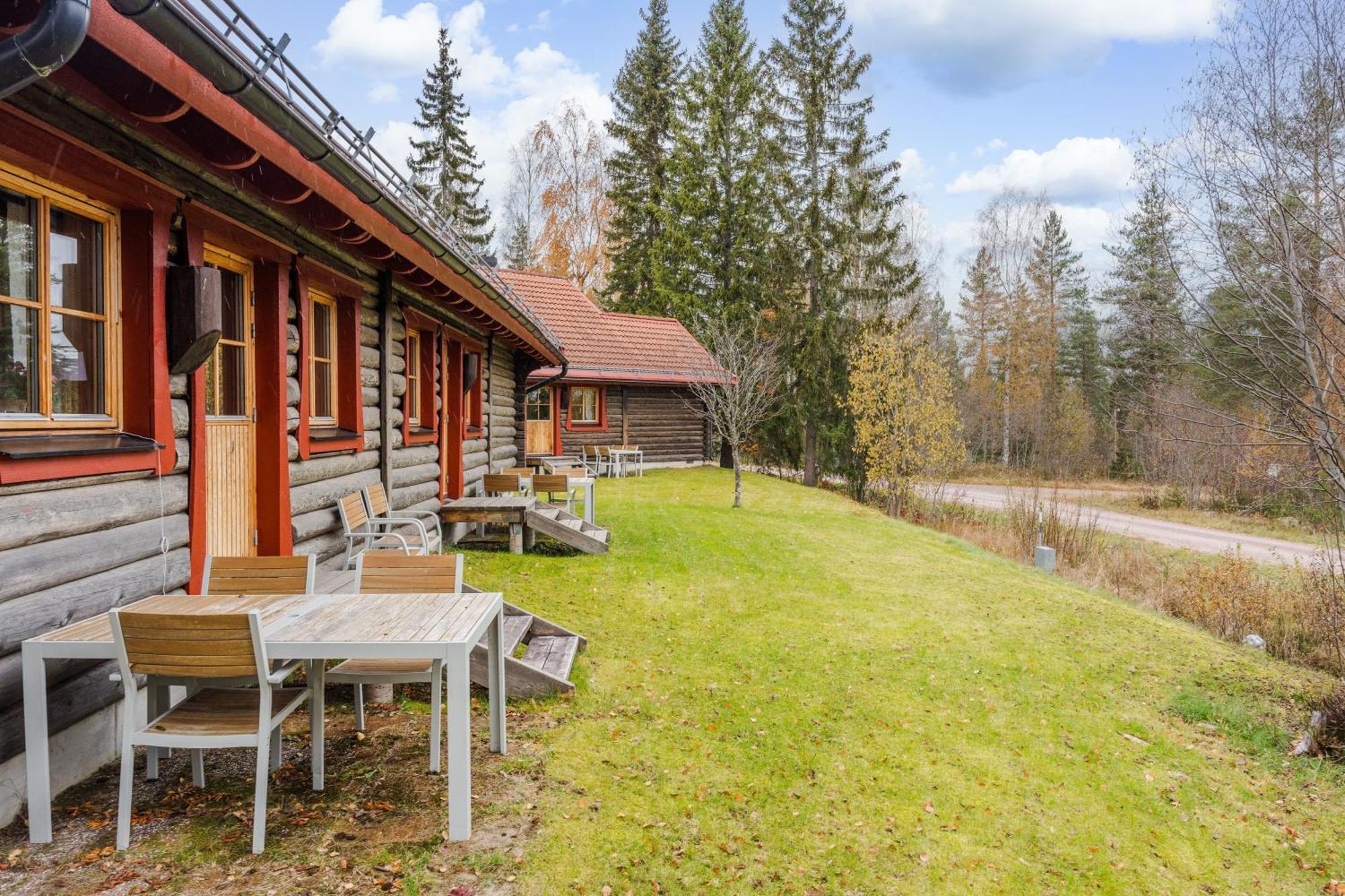 Villa Sagolandsbyn à Mora Extérieur photo